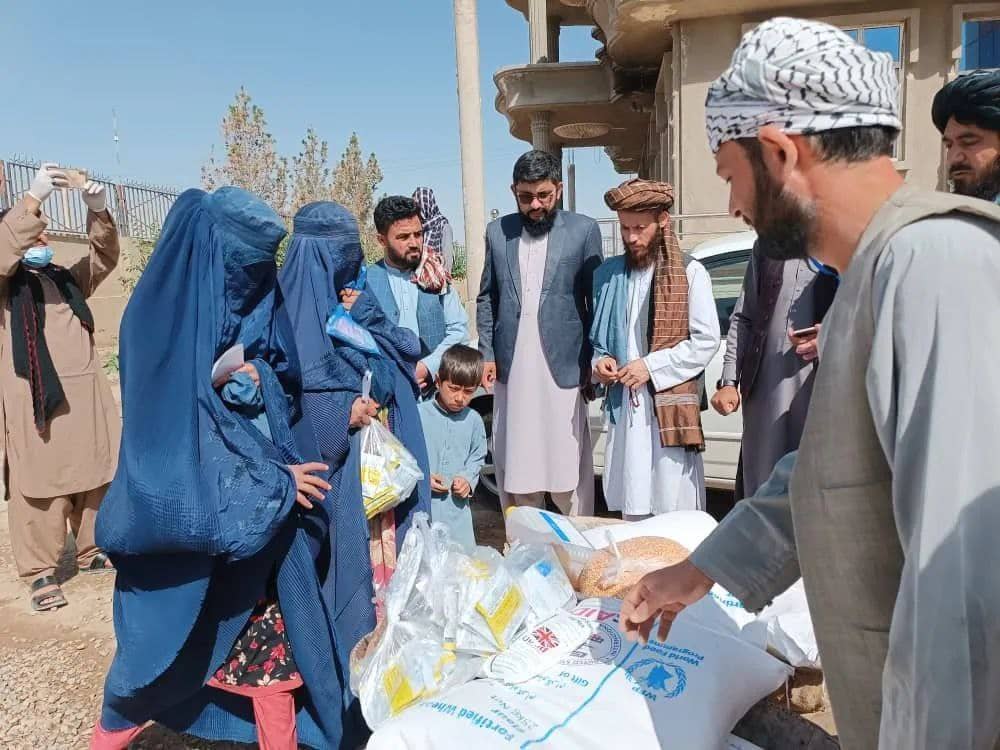 روند توزیع مواد خوراکی برای بیش از ۶۶۰۰ خانواده در ولایت جوزجان آغاز شد