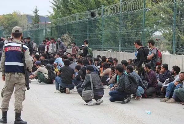 نزدیک به 4 هزار مهاجر افغان از ترکیه اخراج شده و به افغانستان برگشتانده شده اند